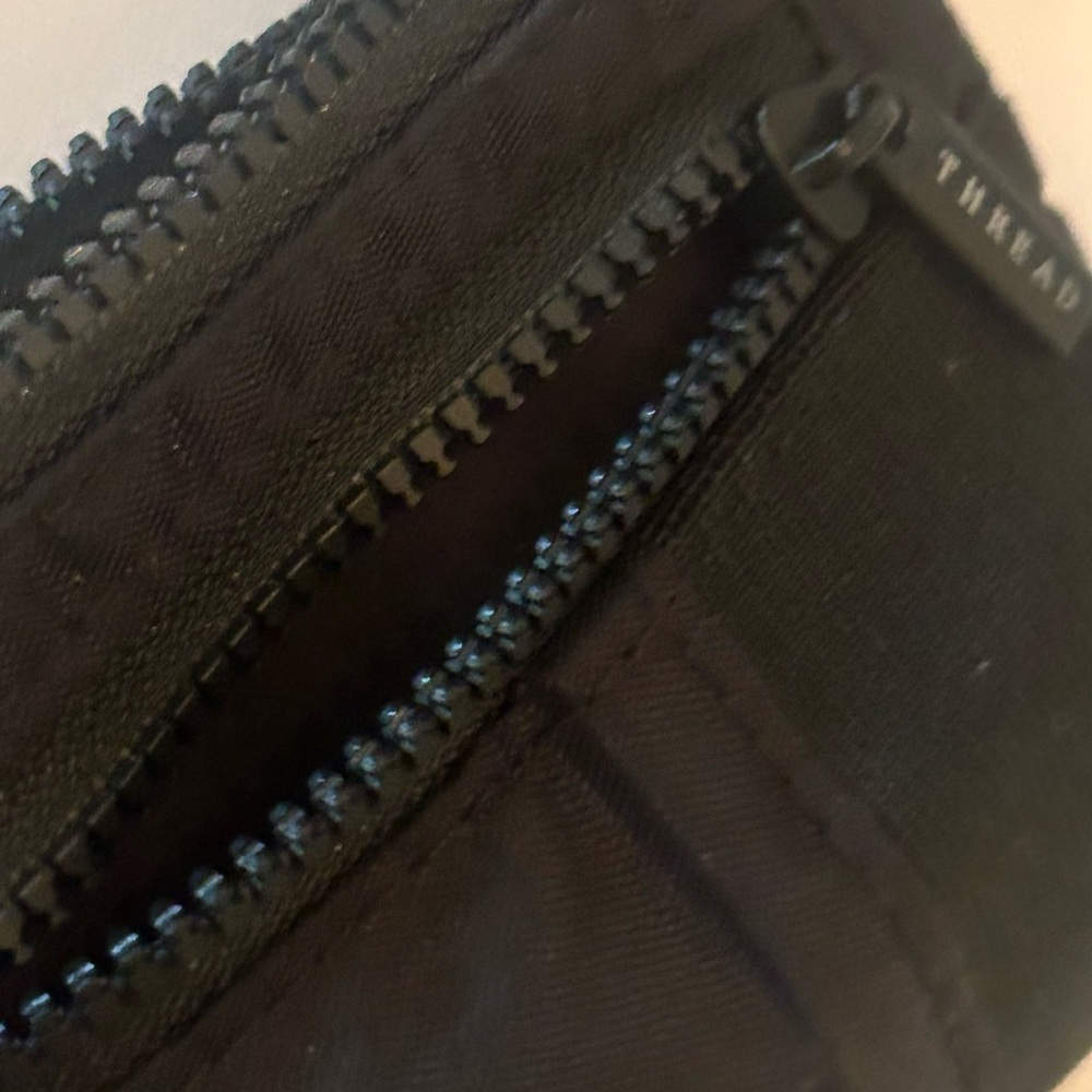 BRAND NEW- THREAD WALLET BLACK - ADVENTURE POUCH WALLET - Picture 8 of 11